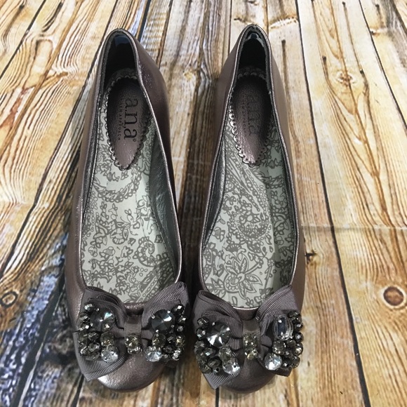 ana ballet flats
